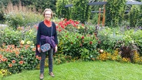 Monique Lü