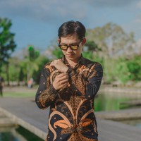 Edison Lim
