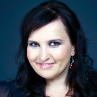 Mgr. Adéla Hendrychová, MBA