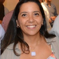 Paula Queiroz