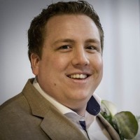 Niels L.