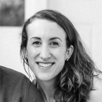 Amanda Mills