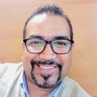 Salvador Flores