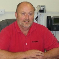 Allan Jones