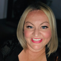 Lesley Foster