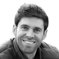 Dr. Tobias Miunske