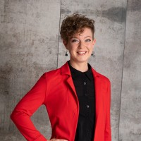 Dr. Rer. Nat. Beate M. Schmitt