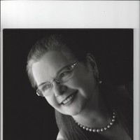 Phyllis Farrell
