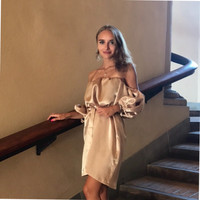 Julia F