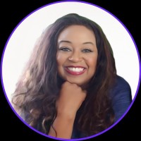 Christal AndersonChristal Anderson is an Influencer