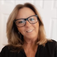 Beth Decosmo