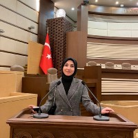 Zeynep Meryem Çiçekli