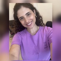 Letícia de Souza Roberto Uhl