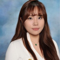 Xinyi Li