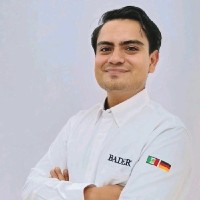 Esteban Veloz