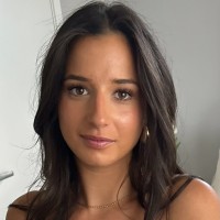 Claudia Knight