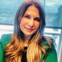 Ariane Garneau, LL. B., Pl. Fin.