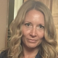 Nicki Woolf