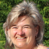 Kelly Henderson