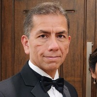 Gustavo V. Ruíz