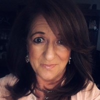 Ms Elizabeth Wernick