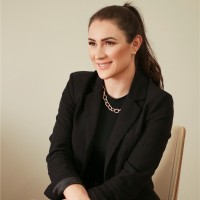 Suélen Adona