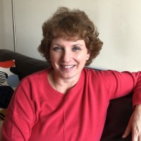 Joanne Holmes