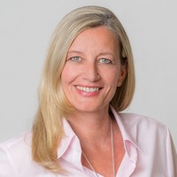 Angela Uhl