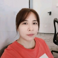 Julia Zeng