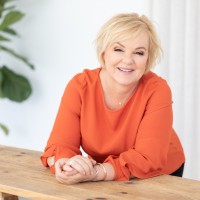 Gabrielle Jones
