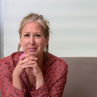 Eve Schillo
