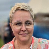 Angela Meekhof-Welling