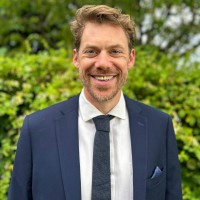Simon Hobson