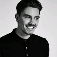 Alex Smolders