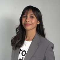 Marie Loria, Chra