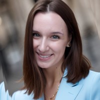 Lori Julien , Crha