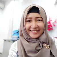 Yuli Dewi