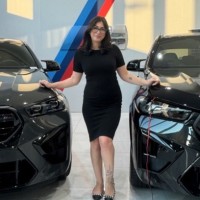 Yasmine Mahdavi
