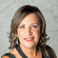 Nicole Claxton