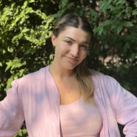 Desi Manova