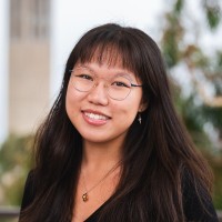Tia Trinh