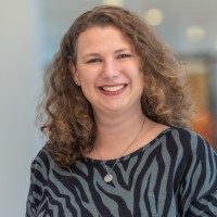 Suzanne Post