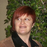 Gloria Stone