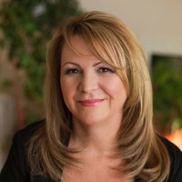 Sandra Barnes