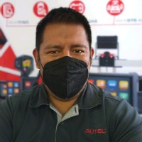 Néstor David Reyes Olivares