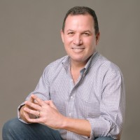 Luis Adolfo Holder Morales