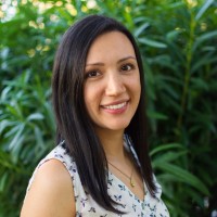 Lina Prada-Báez, Mpa