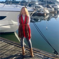 Lucy Etches
