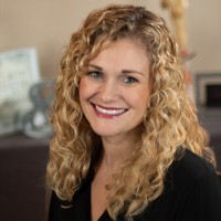 Leslee Marcom