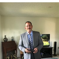 Rj Santola